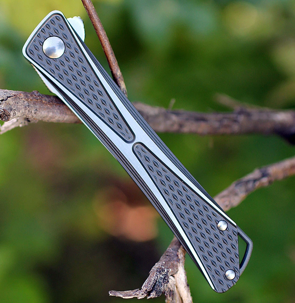 CRKT Crossbones - Gray Aluminum (3.54" AUS-8) CR7530 3 CRKT Crossbones - Gray Aluminum (3.54" AUS-8) CR7530 - Image 3