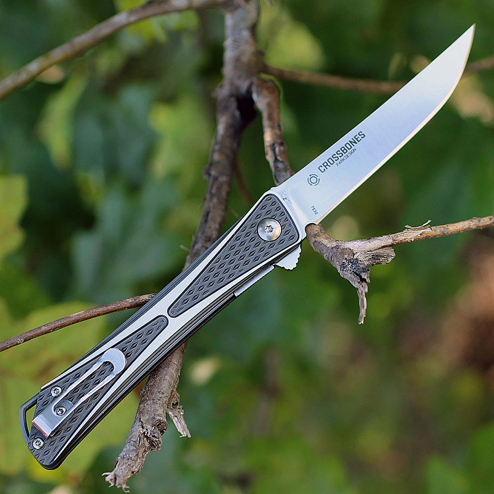 CRKT Crossbones - Gray Aluminum (3.54" AUS-8) CR7530 2 CRKT Crossbones - Gray Aluminum (3.54" AUS-8) CR7530 - Image 2